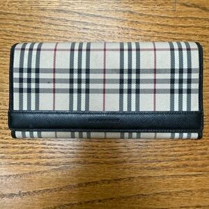 BURBERRY Authentic Long Wallet Nova Check